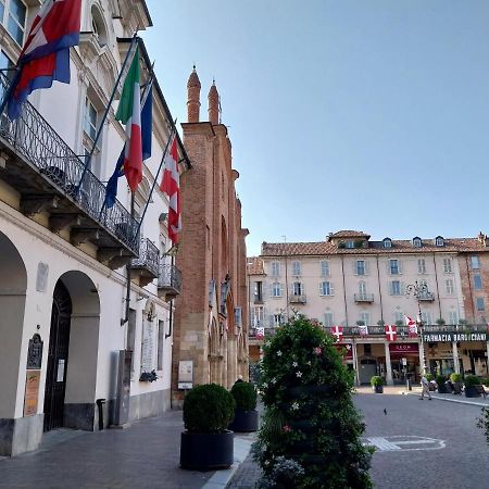 Casa Cozy - Comodo Appartamento In Asti Centro 外观 照片
